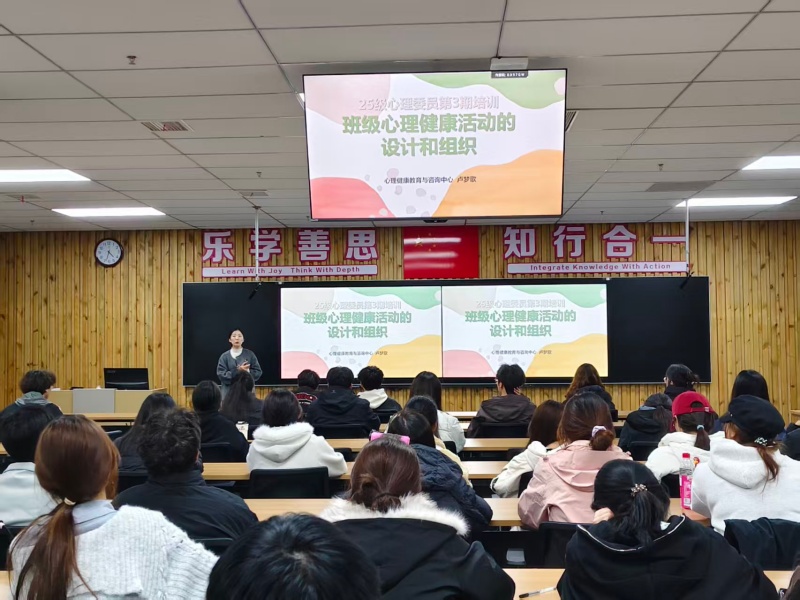 卢梦歌_800.jpg 卢梦歌_800.jpg